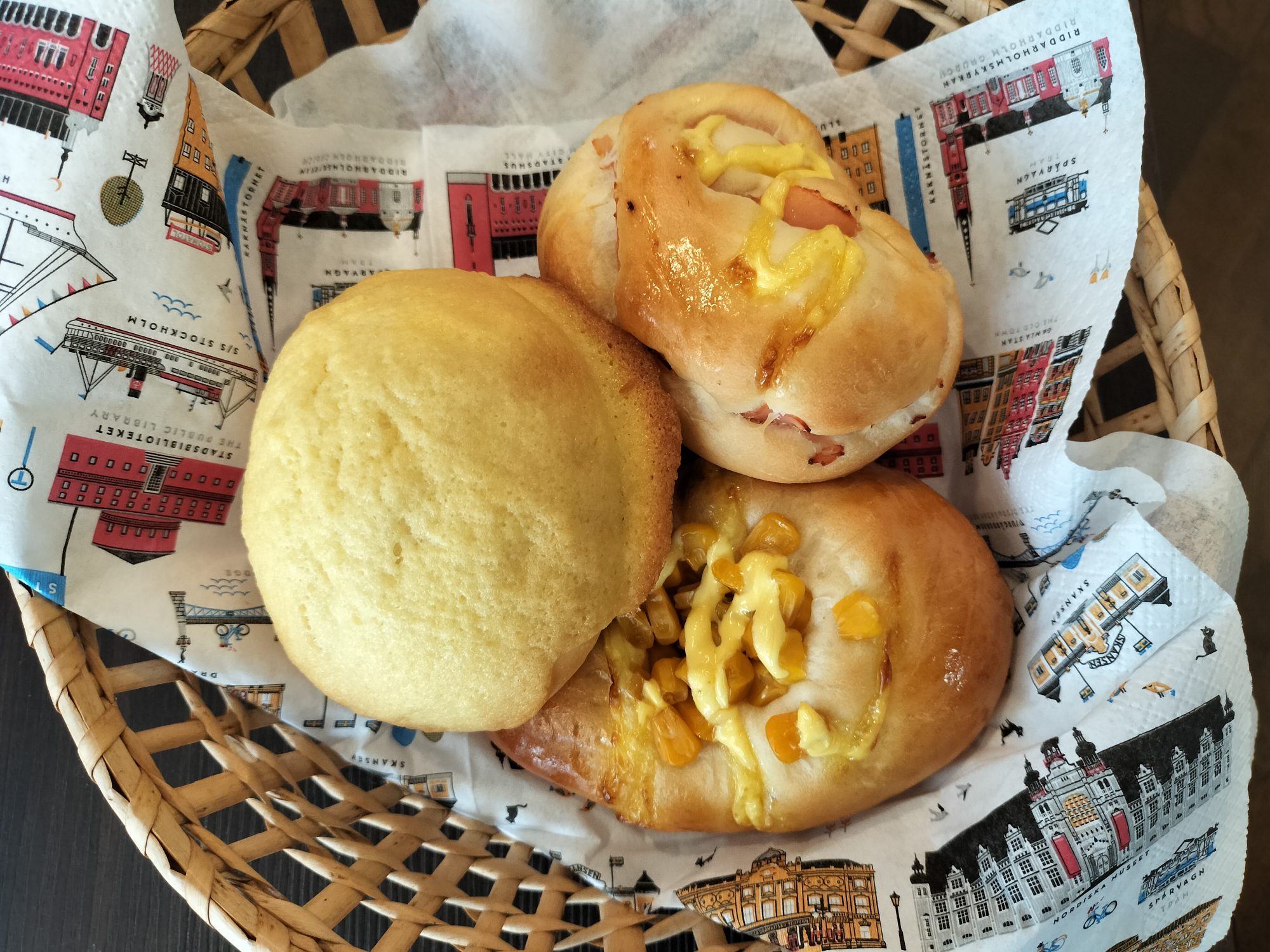 3種の菓子パンを作りました。